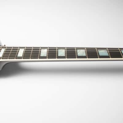 Gibson Les Paul Custom 2016 - Ebony Tuxedo's vs T-shirts image 7