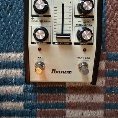 Ibanez ES3 Echo Shifter | Reverb