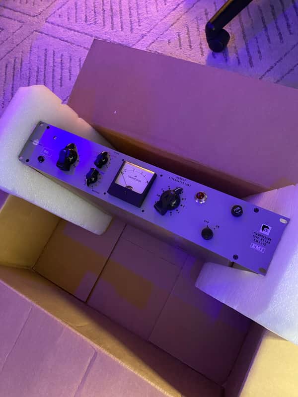 Chandler Limited RS124 image 1