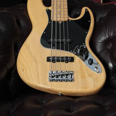 Fender Jazz Bass V American Professional 2017 - Natural image 2