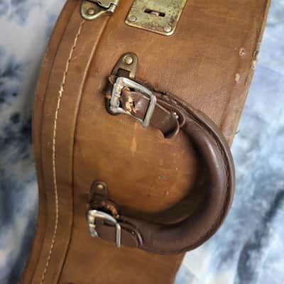 Vintage 1972 Gibson J45 J50 16 inch Brown Red Interior Hard Shell Guitar Case image 8