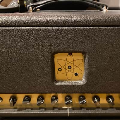 RARE - PWE Painting with Electrons Particle Smasher 50w Head and Matching single 12" cab image 1
