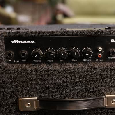 Ampeg BA-110 35-Watt 1x10