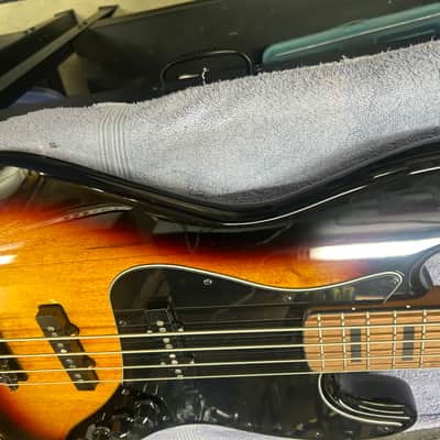 Squier Custom Jazz Bass Upgraded- 3 tone sunburst image 8