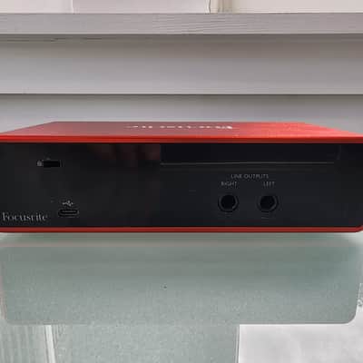 Focusrite Scarlett 2i2 3rd Gen USB Audio Interface 2019 - Present - Red / Black image 6