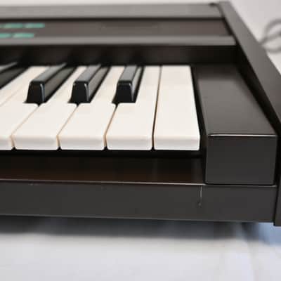 Yamaha DX7 MK I *with case* image 9