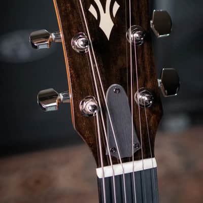 Taylor Trey Hensley Gold Label 510e Special Edition Dreadnought Acoustic / Electric Guitar -  Antique Blonde with Hardshell Case image 5