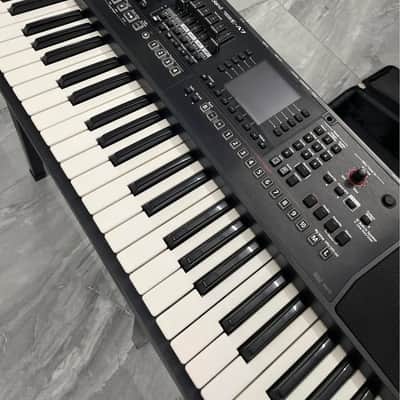 Roland E-A7 61-Key Arranger Keyboard Black imagen 2