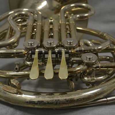Trompa Sib/Fa Holton H379 en buen estado. image 12