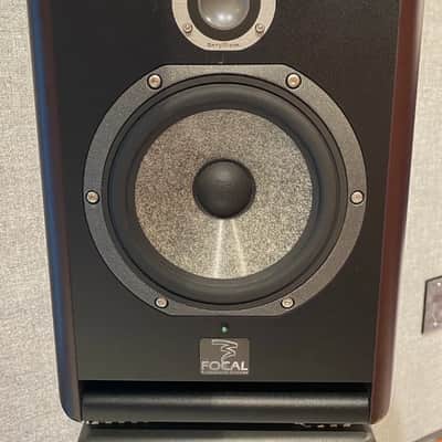 Focal Solo6 BE Active Studio Monitor (Used Pair) - Red image 2