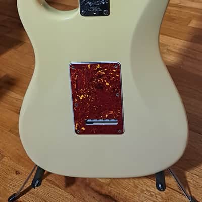 Fender American Deluxe Stratocaster 2005-2006 - Blonde image 4