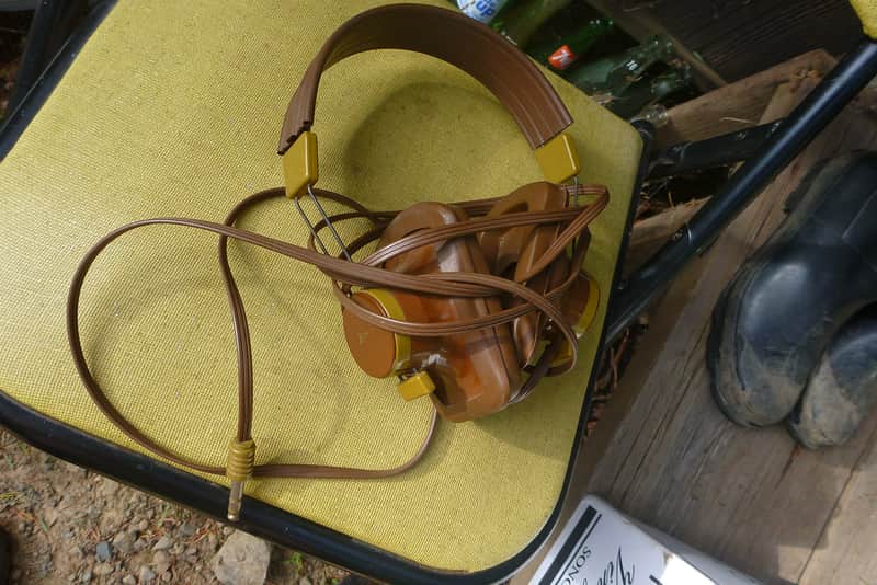Zenith stereo headphones 1960's - beige brown image 1