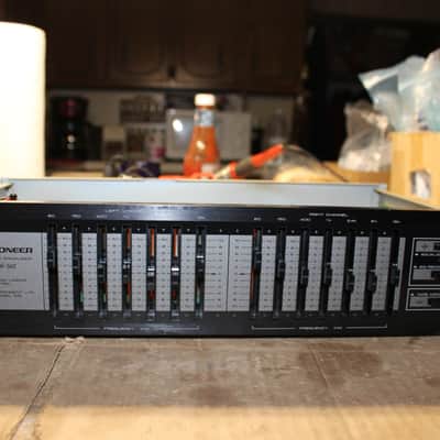 Restored Pioneer  GR-560 7 Band Graphic Equalizer (10) image 11