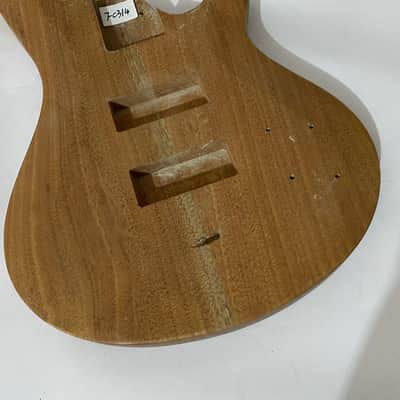 Solid Mahogany 4 String Bass Body image 12