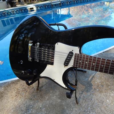 Hamer Phantom Xll 12 String 1984 Black OHSC image 4