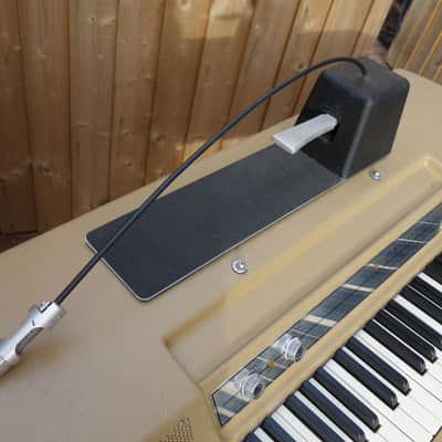 Wurlitzer 200 64-Key Electric Piano 1968 - 1974 - Beige image 11
