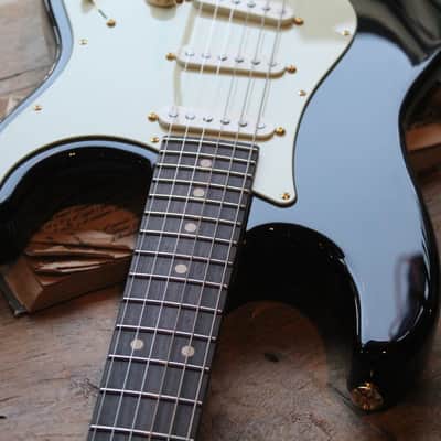 SUHR "Classic S SSS Gold Hardware, BKG" GIGBAG image 16