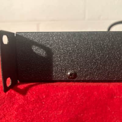 Hubbell MCCPSS19 Rack Mount Power Strip image 4