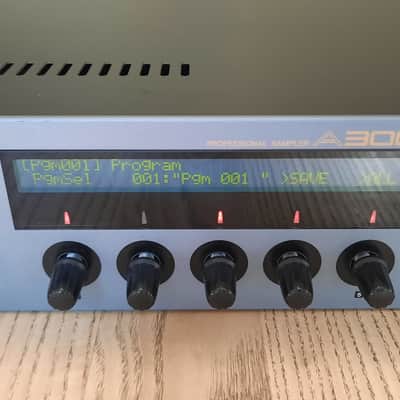 Yamaha A3000 Professional Sampler - Serviced image 3