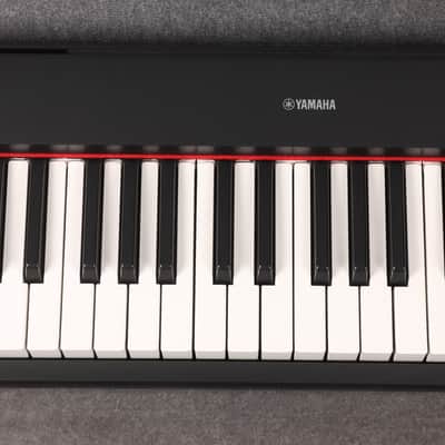 Yamaha Piaggero NP32 Digital Keyboard - 2nd Hand image 4