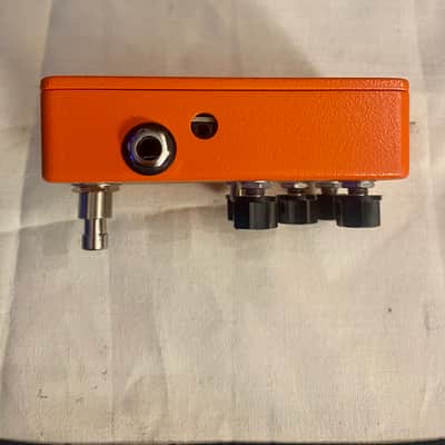 Westminster Effects Calvin Compressor - Vibrant, Gloss-Coated orange finish image 4