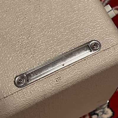 Fender Super-Sonic 22 2-Channel 22-Watt 1x12" Guitar Combo 2010 - Present - Blonde with Weber speaker image 4