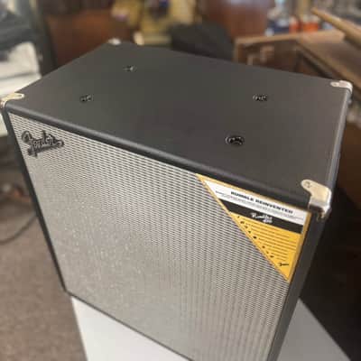 Fender Rumble 410 V3 500-Watt 4x10" Bass Speaker Cabinet 2015 - Present - Black image 8