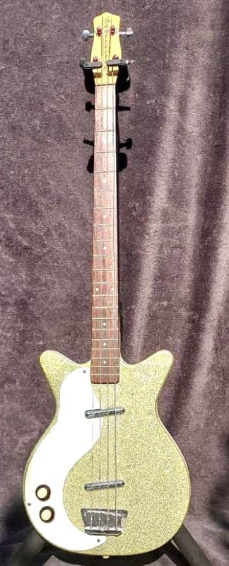 Danelectro DC Bass