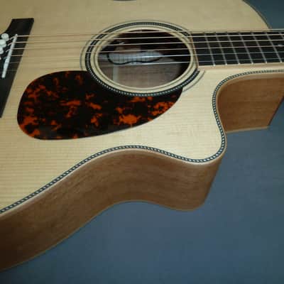 Larrivee OMV-40E Mahogany 2023 - Natural image 8