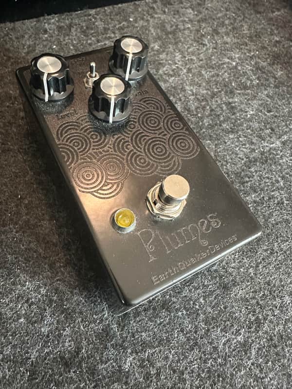 EarthQuaker Devices Plumes