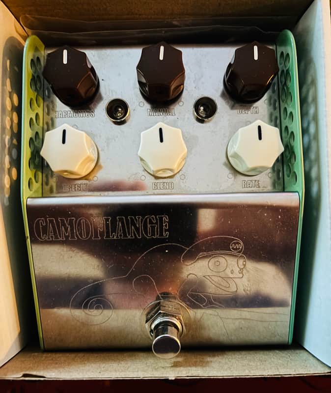 ThorpyFX Camoflange Flanger 2019 - Silver and Seafoam image 1