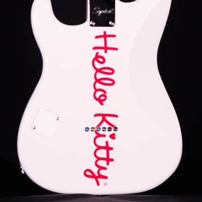 Fender® x Hello Kitty® White Stratocaster® image 3