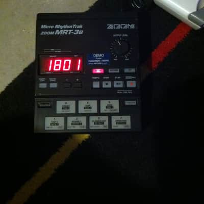 Zoom MRT-3B Micro Rhythm Trak Drum Machine w/Manual & Power Supply working image 1