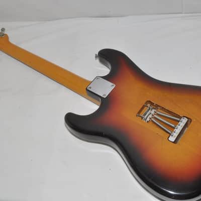 Fender Japan ST62(3TS)'62 Stratocaster 3-Tone Electric Guitar Ref No 6617 image 11