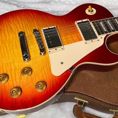 NEW ! Gibson Les Paul Standard '50s - Heritage Cherry Sunburst - Only 8.8 lbs - Authorized Dealer - G07691 image 3