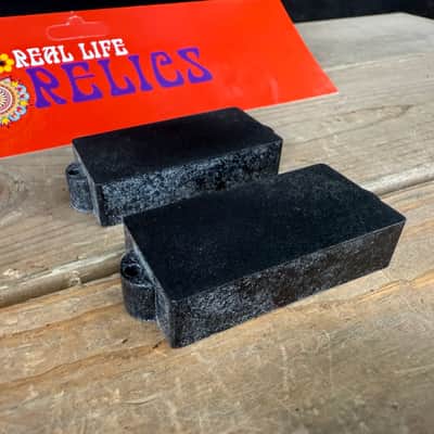 Real Life Relics Black Precision P Bass® Pickup Covers Closed (Set of 2).  (DP9) image 3