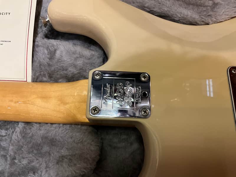Fender Mod Shop Stratocaster