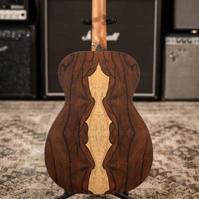 Martin 00-X2E Cocobolo Grand Concert Acoustic/Electric Guitar - Natural with Gig Bag image 7