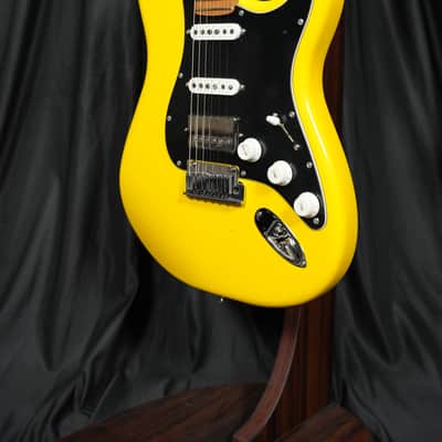 Fender Limited Edition American Ultra II Stratocaster HSS W/Case - Graffiti Yellow image 5