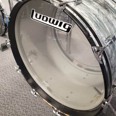 Ludwig Blue Olive Badge Sky Blue Pearl 4 Piece Shell Kit image 4