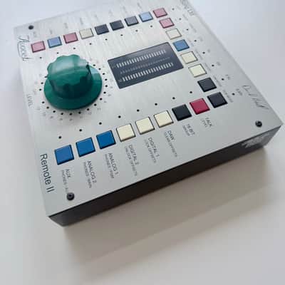Crane Song Avocet II Monitor Controller - Silver image 5