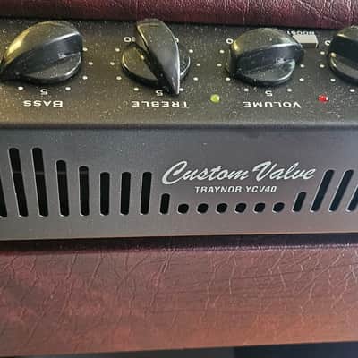 Traynor YCV40WR Custom Valve 40-Watt 1x12" Guitar Combo - Wine Red image 17