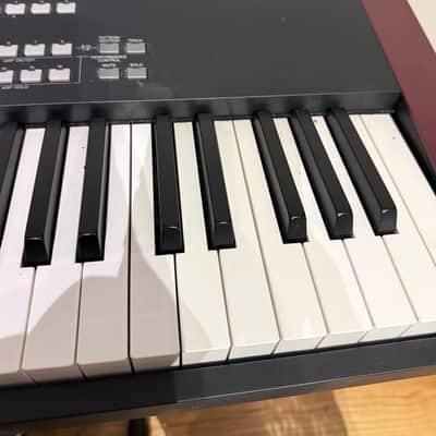 Yamaha MOXF8 Production Synthesizer 2013 - Present - Gray image 3