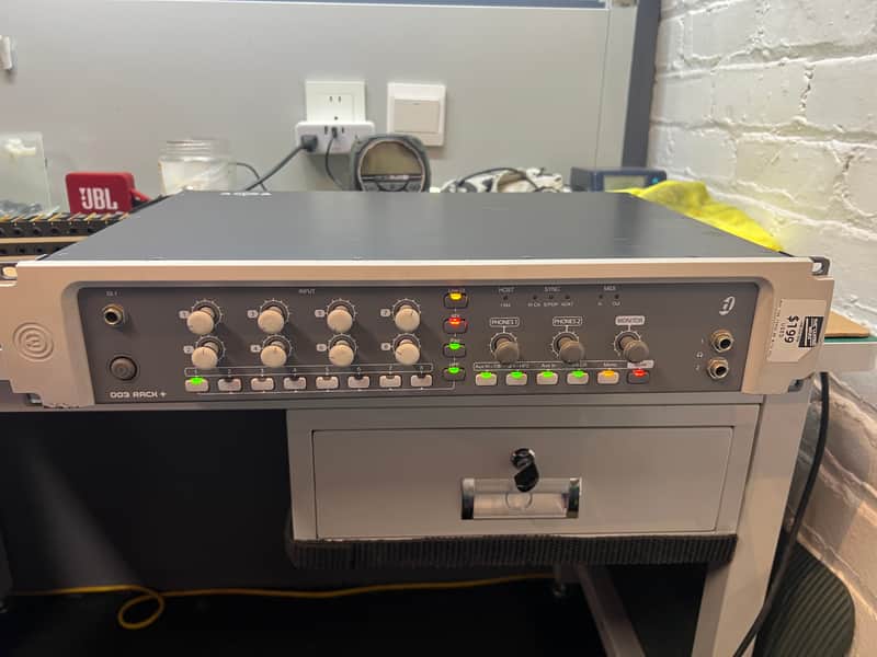 Digidesign Digi 003 Rack+ Rackmount Firewire Interface with 8 Mic Pres 2000s - Gray imagen 1