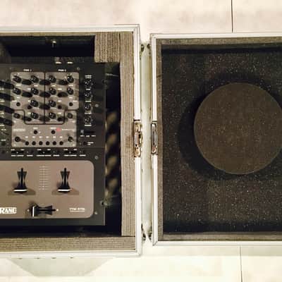 Rane TTM-57SL DJ mixer w/ flight case, Scratch Live control records + bonus Serato DJ keyboard cover image 5