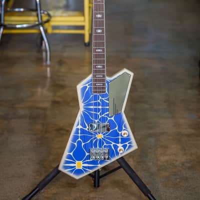 Kauer Draken Bass 2025 - Custom Flower Power image 1