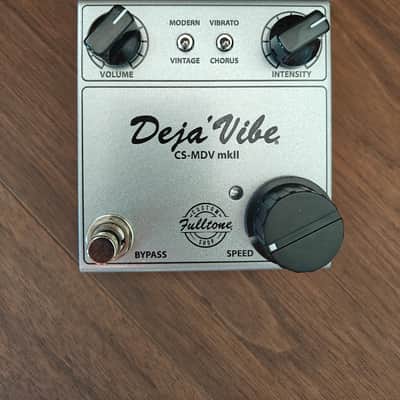 Fulltone CS-MDV MkII Custom Shop Mini Deja Vibe MkII 2010s - Silver image 2