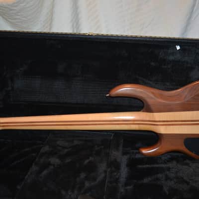 Carvin lb76 6 string bass guitar walnut image 9