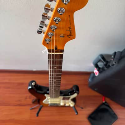 Fender American Ultra Stratocaster 2021 - Ultraburst image 5