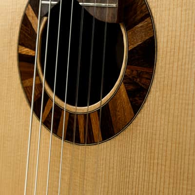 MADE TO ORDER Classical Guitar 7 strings Full Solid Woods Brazil Handmade Zorrer - French polish image 4